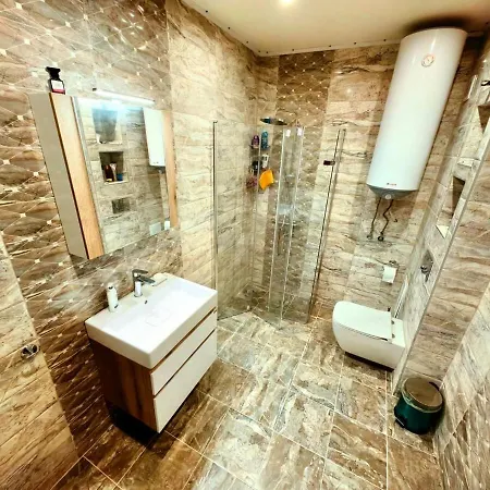 The Azure Haven 2br By The Sea Apartment Varna